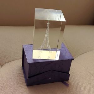 Eiffel tower paper weight